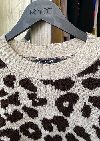 Leopar Desenli Kadın Triko Kazak - Görsel 4