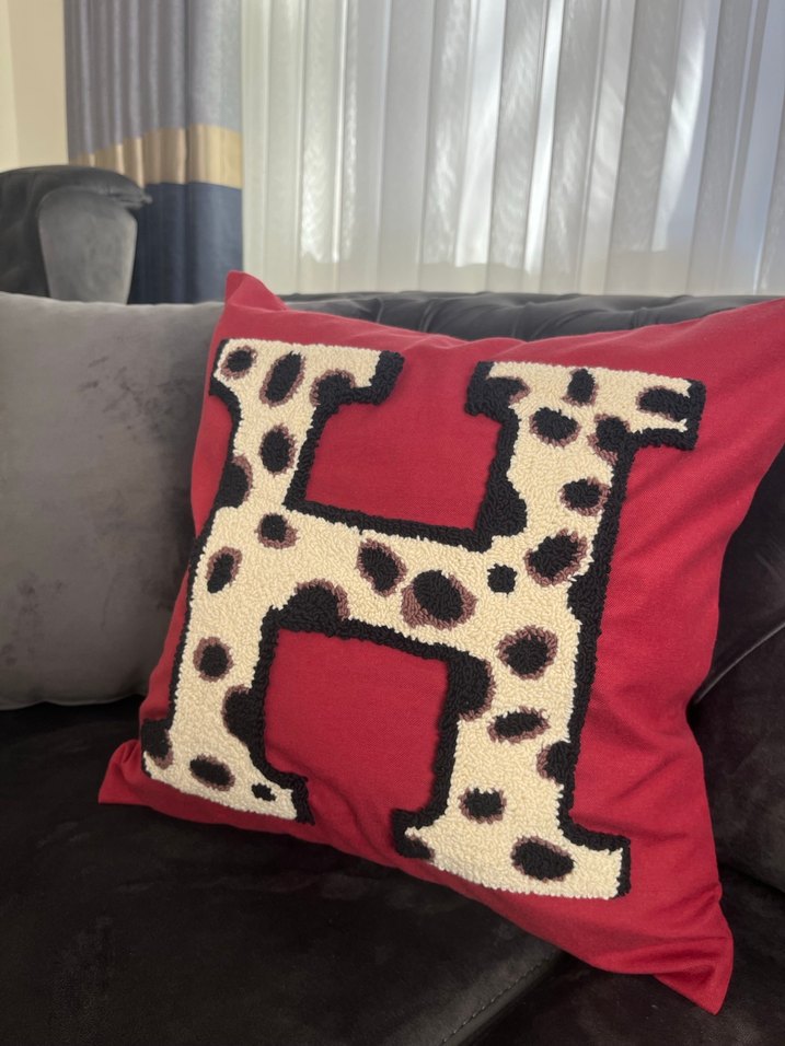 Kişiselleştirilmiş harfli yastık - Görsel 2