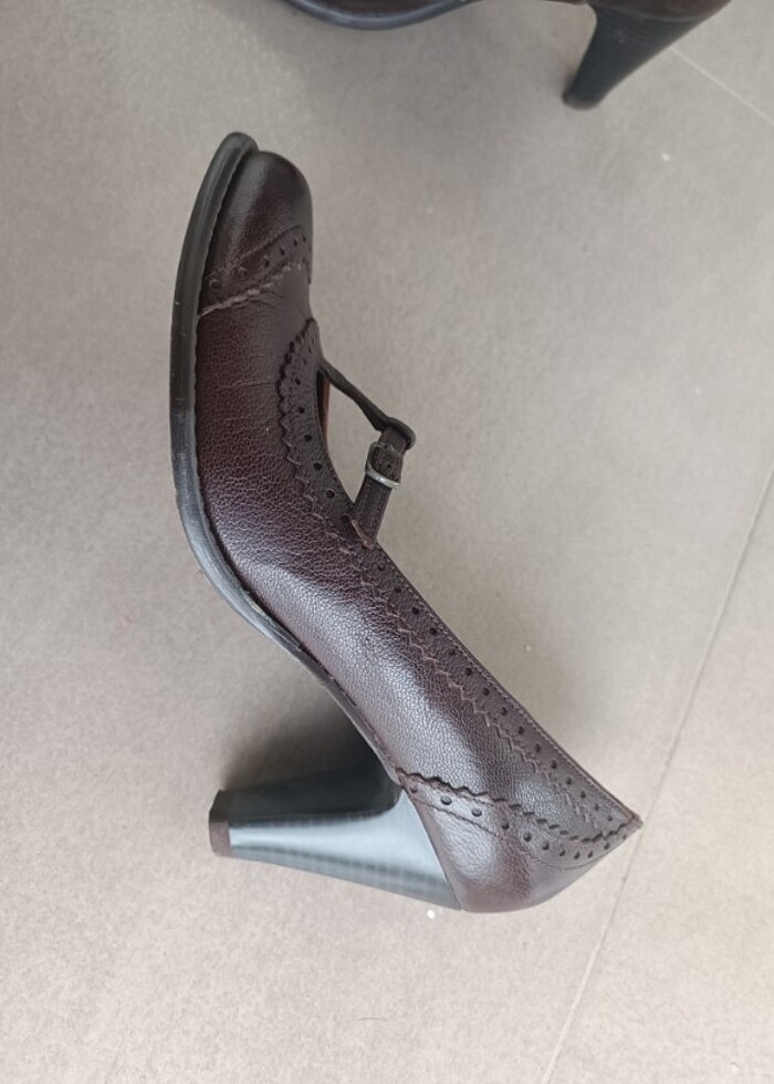 Deri Topuklu Ayakkabı  - Görsel 2