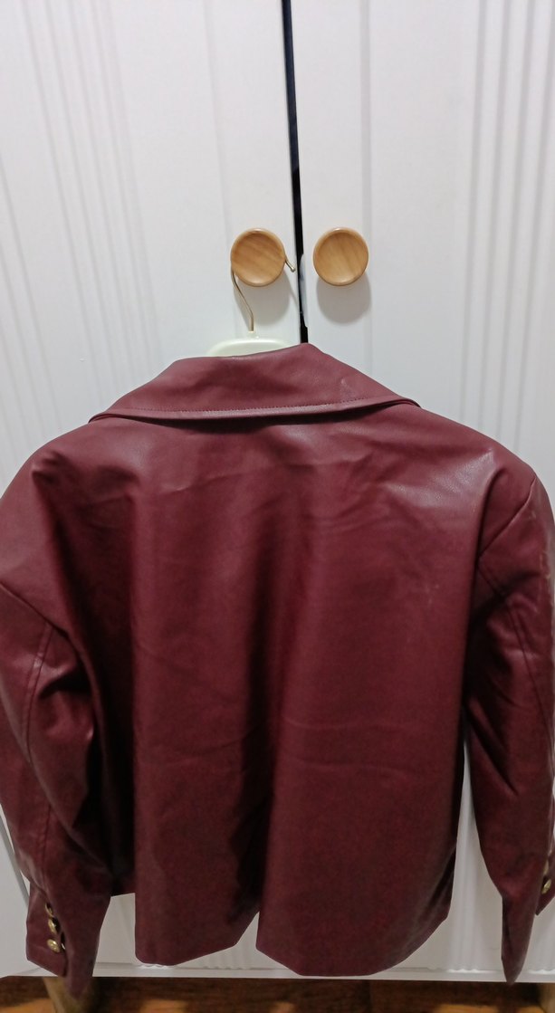 Bordo Deri Kadın Ceket, Düğmeli, İnce Kesim - Görsel 2