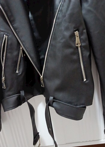Siyah Deri ceket Kadın - Görsel 2