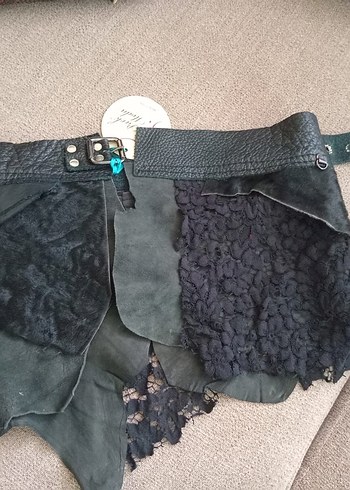 Kısa Kırmızı Süet Püsküllü Kadın Deri Ceket - Görsel 5