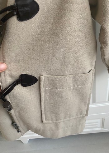 Bej Düğmeli Erkek Çocuk Kaban - Görsel 3