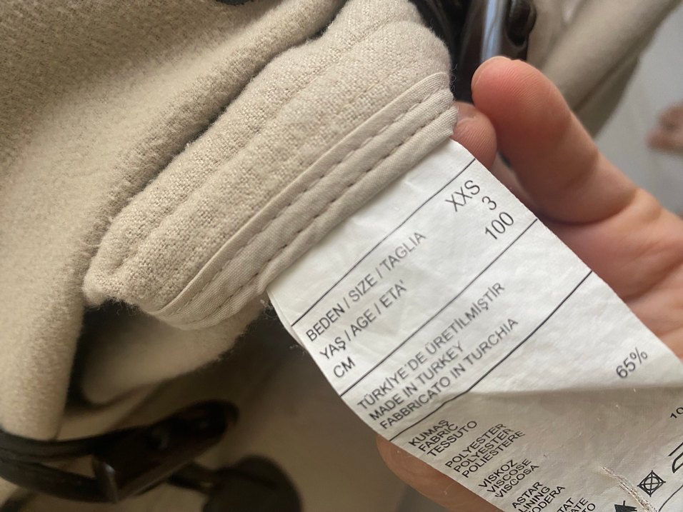 Bej Düğmeli Erkek Çocuk Kaban - Görsel 4