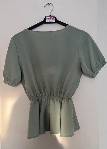 Düğmeli V Yaka Kadın Yeşil Bluz - Görsel 3