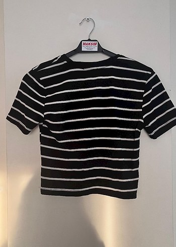 Siyah Çizgili Kısa Kollu Tişört - Görsel 3