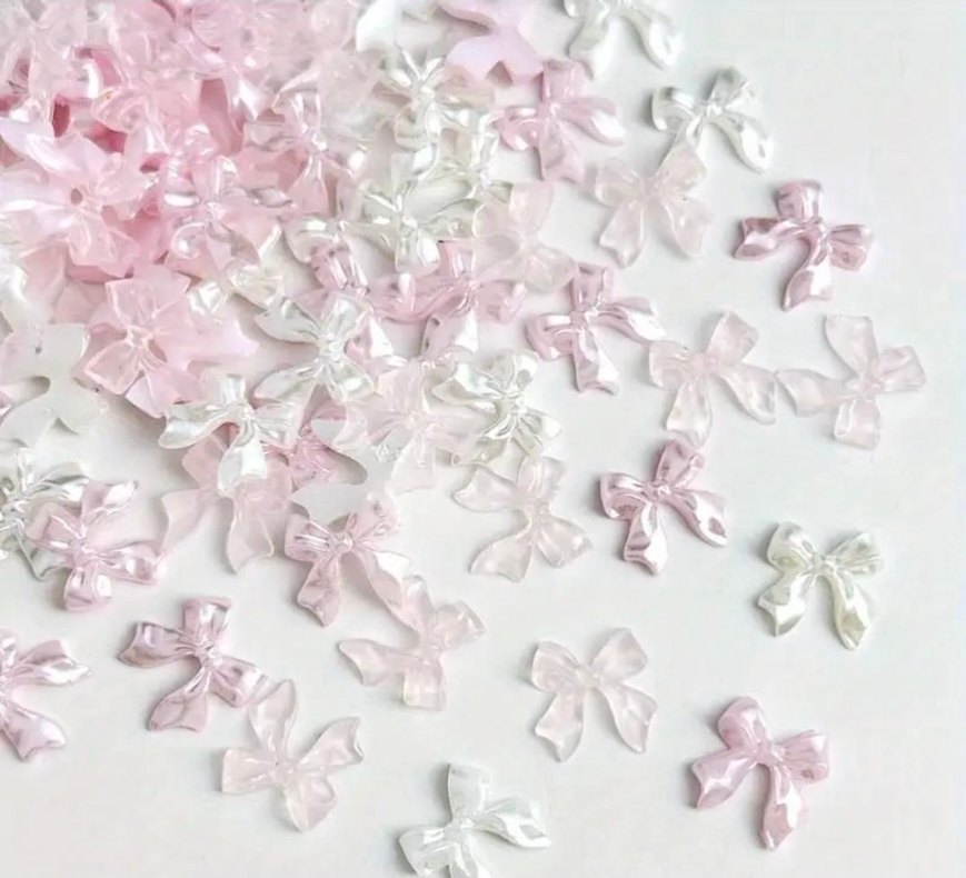 Pembe, Beyaz ve Şeffaf Tırnak Süslemeleri - Görsel 2