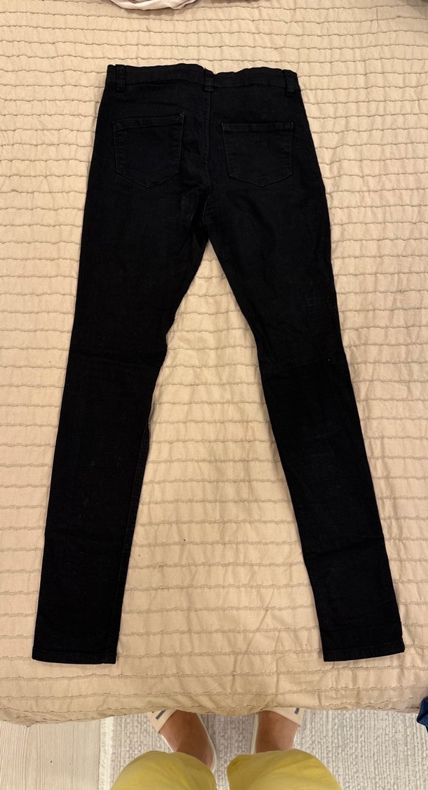 Siyah Dar Kesim Kadın Midi Kot Pantolon - Görsel 4