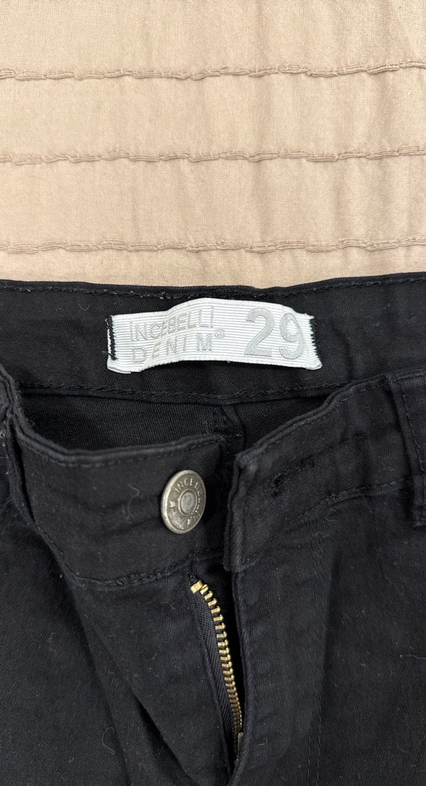 Siyah Dar Kesim Kadın Midi Kot Pantolon - Görsel 2