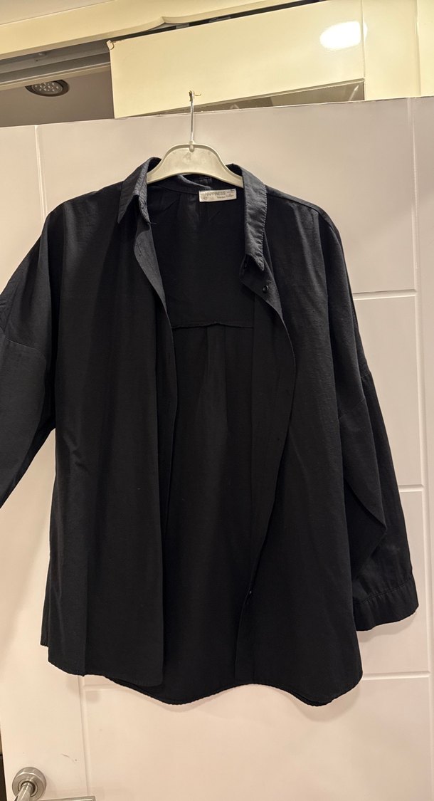Siyah gömlek 42 beden - Görsel 3