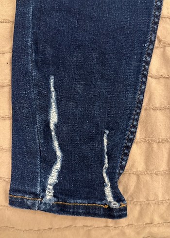 İnci İşlemeli Mavi Kadın Kot Pantolon - Görsel 3