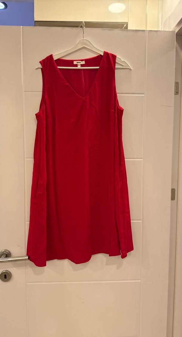 Kırmızı V Yakalı Salaş Midi Elbise - Görsel 3