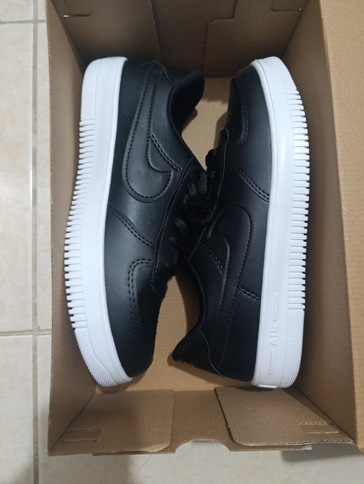 Siyah Bağcıklı Kadın Spor Ayakkabı - Görsel 2