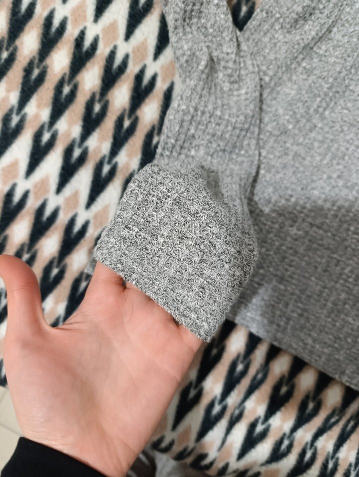 Gri Uzun Kollu Triko Kadın Bluz - Görsel 2