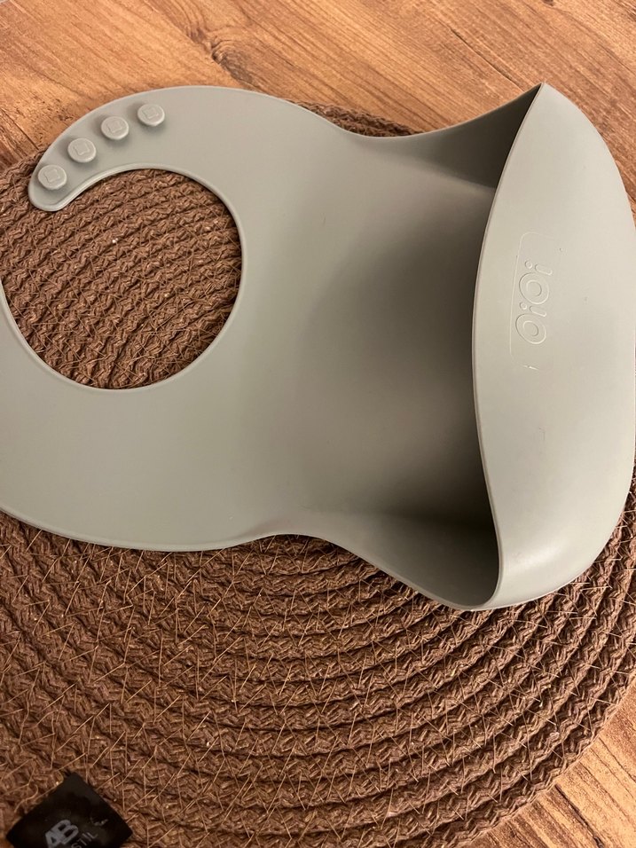 Oioi yeşil- Bebek Önlüğü Silikon - Görsel 3