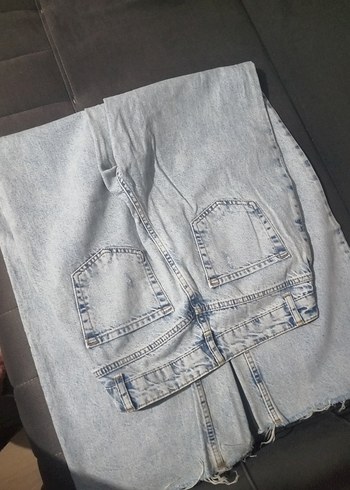 Yırtık model kot pantolon - Görsel 3