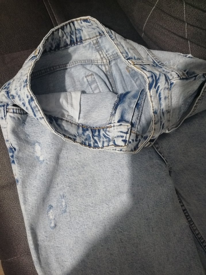 Yırtık model kot pantolon - Görsel 2