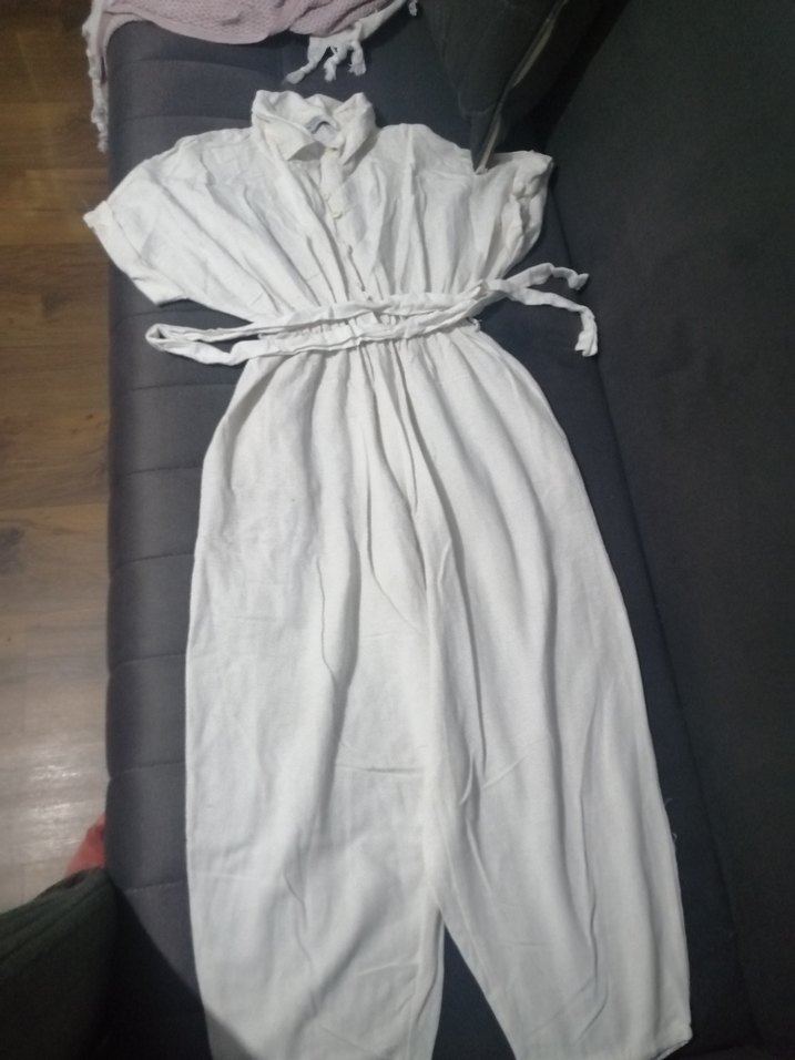 Düğmeli Beyaz Keten Kadın Tulum - Görsel 2