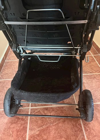 Siyah Bebek Arabası Katlanabilir Model - Görsel 4