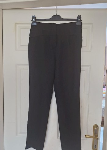 Kadın Siyah Kumaş Normal Kesim Pantolon - Görsel 4