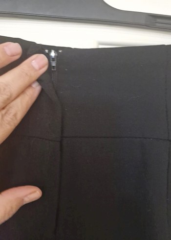 Kadın Siyah Kumaş Normal Kesim Pantolon - Görsel 3