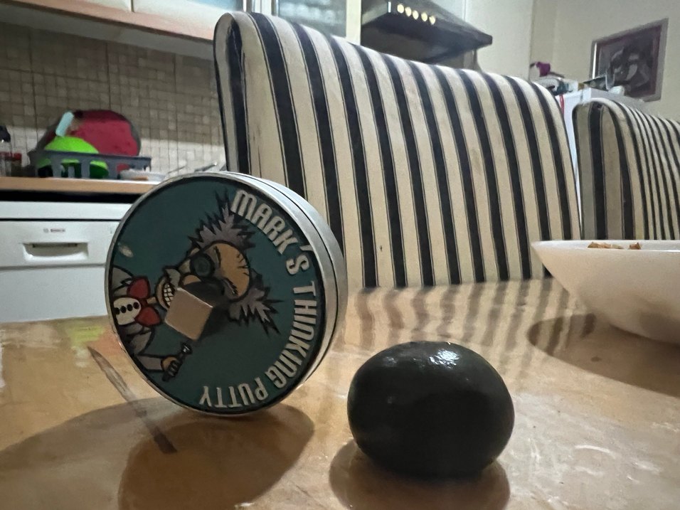 Mark's Thinking Putty Siyah demir tozu mıknatısı ve özel kutusu - Görsel 5