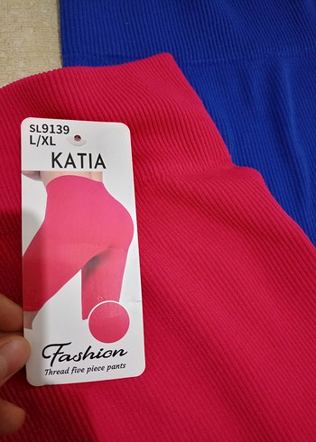 kadın kısa spor tayt - Görsel 6