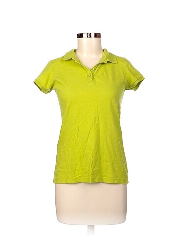 Defacto T-shirt %70 İndirimli.