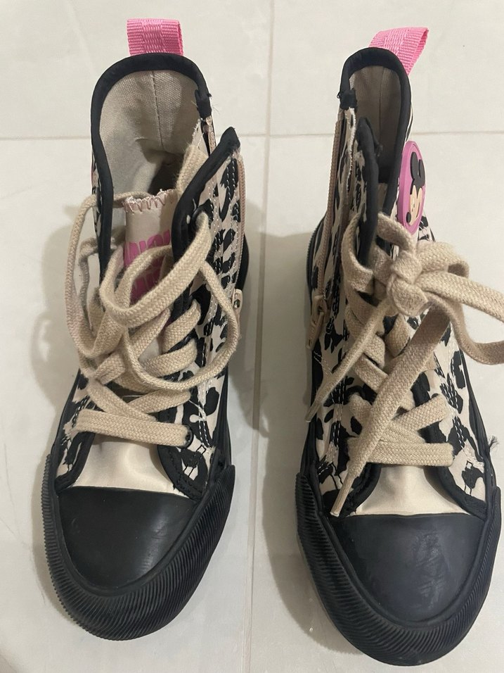 Zara Kız Çocuk Leopar Desenli Minnie Mouse Tokalı Spor Ayakkabı - Görsel 2