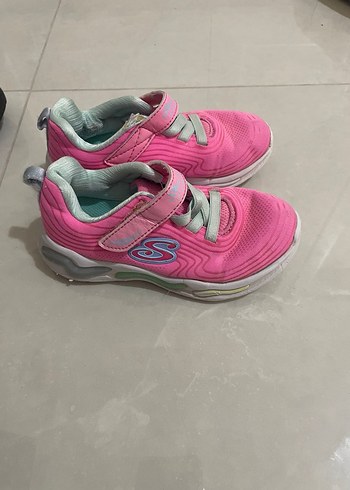 Skechers 26