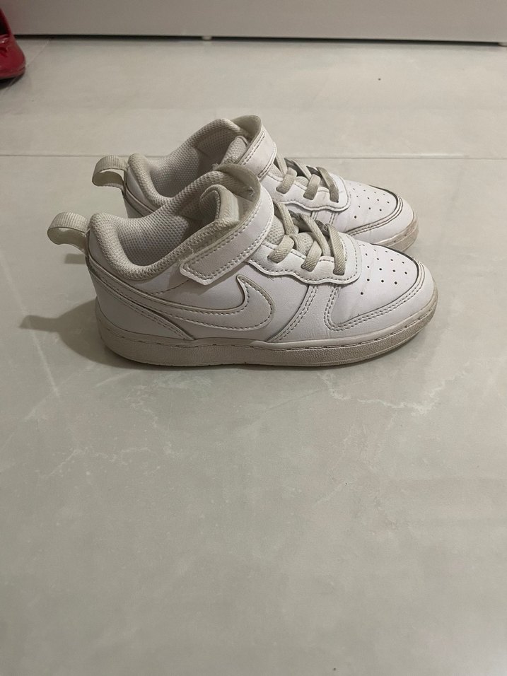 Nike Beyaz Çocuk Spor Ayakkabı - Görsel 2