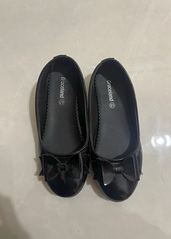 Klasik Siyah Tokalı Babet - Görsel 2