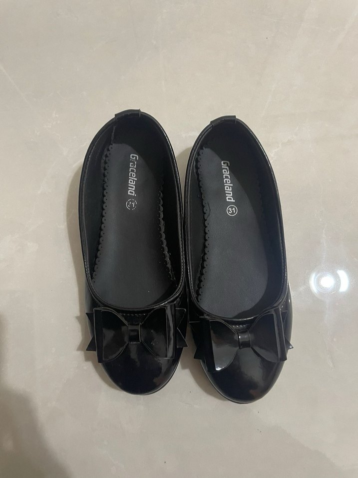 Klasik Siyah Tokalı Babet - Görsel 2