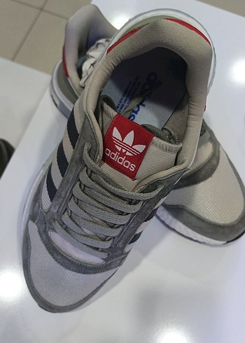 Adidas 42