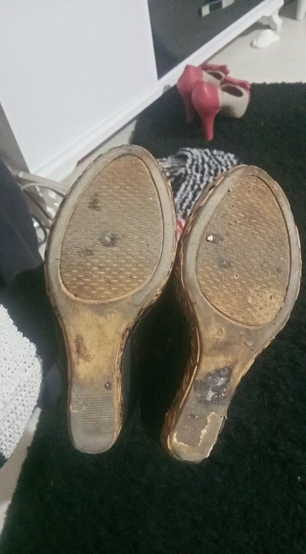 Yeşil Nakışlı Süet Dolgu Topuklu Kadın Ayakkabı - Görsel 4