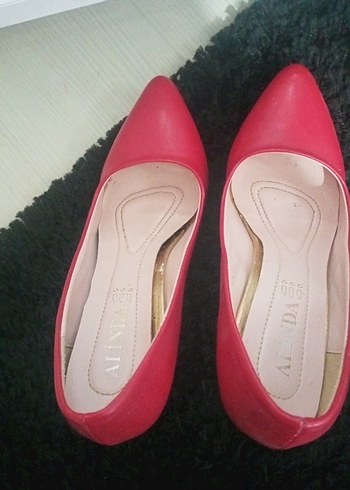 Klasik Kırmızı Topuklu Kadın Ayakkabı - Görsel 4