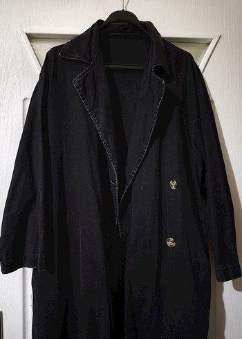 Düğmeli Siyah taşlanmış kot trençkot - Görsel 2