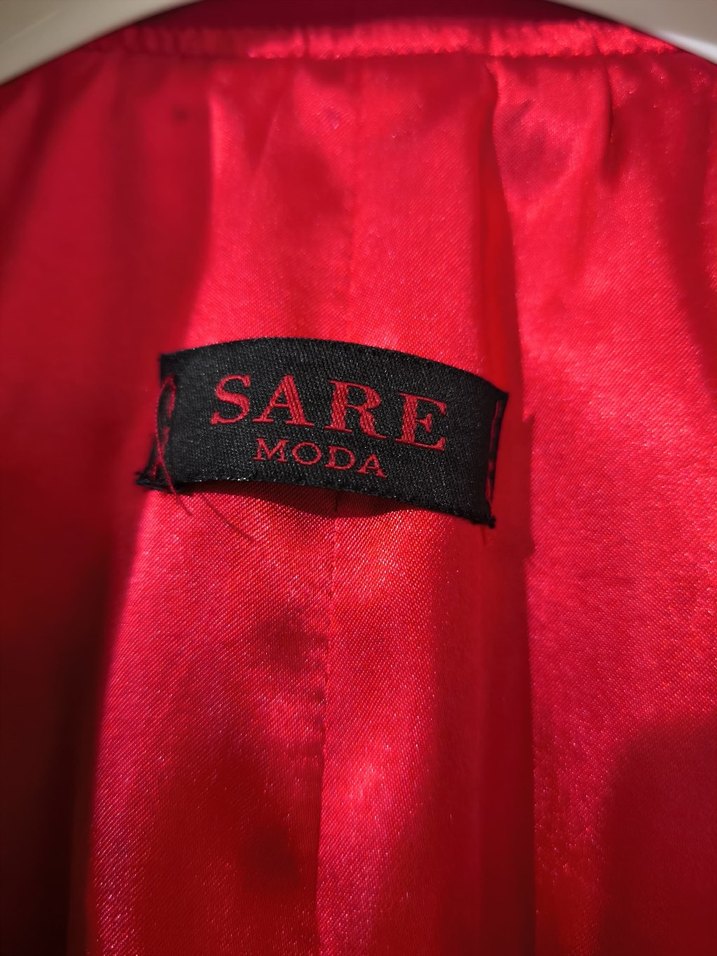 Kırmızı Midi Düğmeli Kaban - Görsel 5