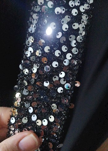 Uzun Siyah Pul İşlemeli Kadın Elbise - Görsel 3