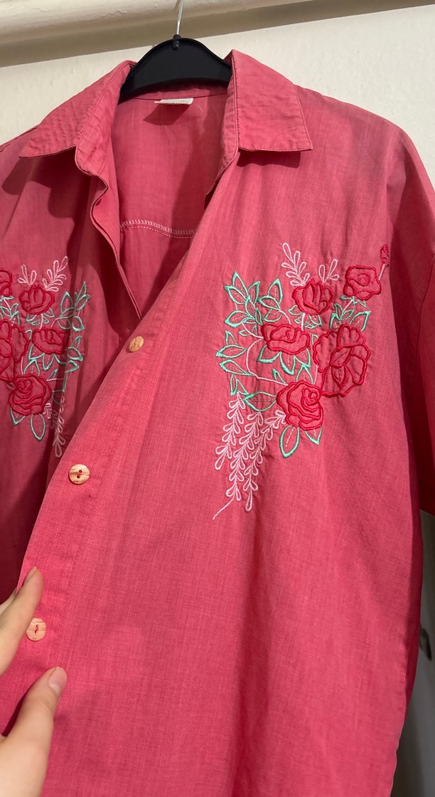 Pembe Nakışlı Uzun Kollu Keten Gömlek - Görsel 2