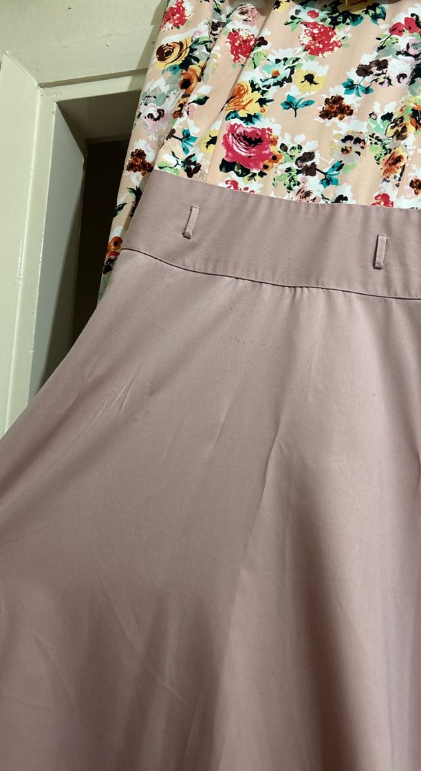 Çiçek Desenli Bej Uzun Elbise - Görsel 3