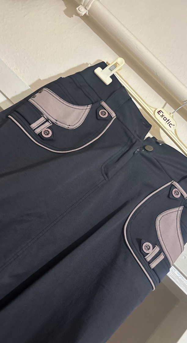 Düğmeli Siyah Uzun Kadın Etek - Görsel 3