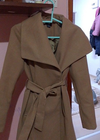 Kemerli Bej Kadın Kaban - Görsel 2