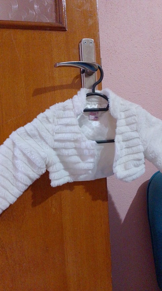 Kız Çocuk Beyaz Kürk Detaylı Bolero - Görsel 2