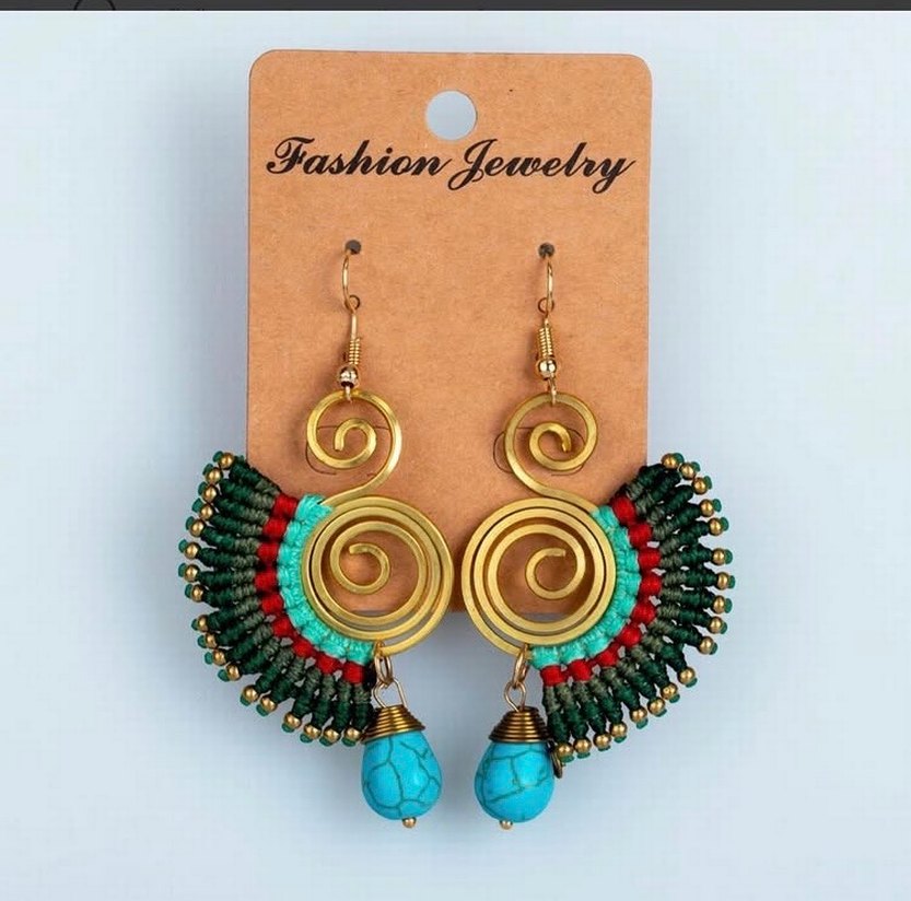 Renkli Boncuklu Etnik Mini Küpe - Görsel 2