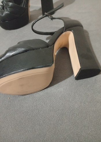 Siyah Platform Topuklu Kadın Gece Ayakkabısı - Görsel 5