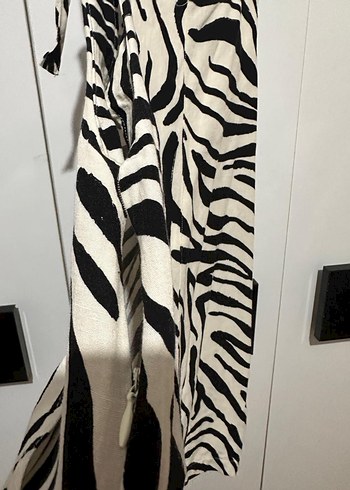 Kahverengi Zebra Desenli Mini Tulum - Görsel 3