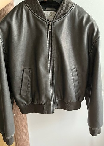 Pull and Bear deri ceket - Görsel 2