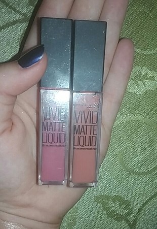 maybelline vivid matte liquid rujları