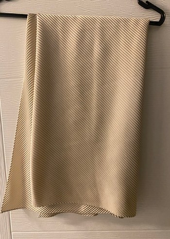 Fresh Scarfs Bej (Orijinal) Piliseli Eşarp - Görsel 3